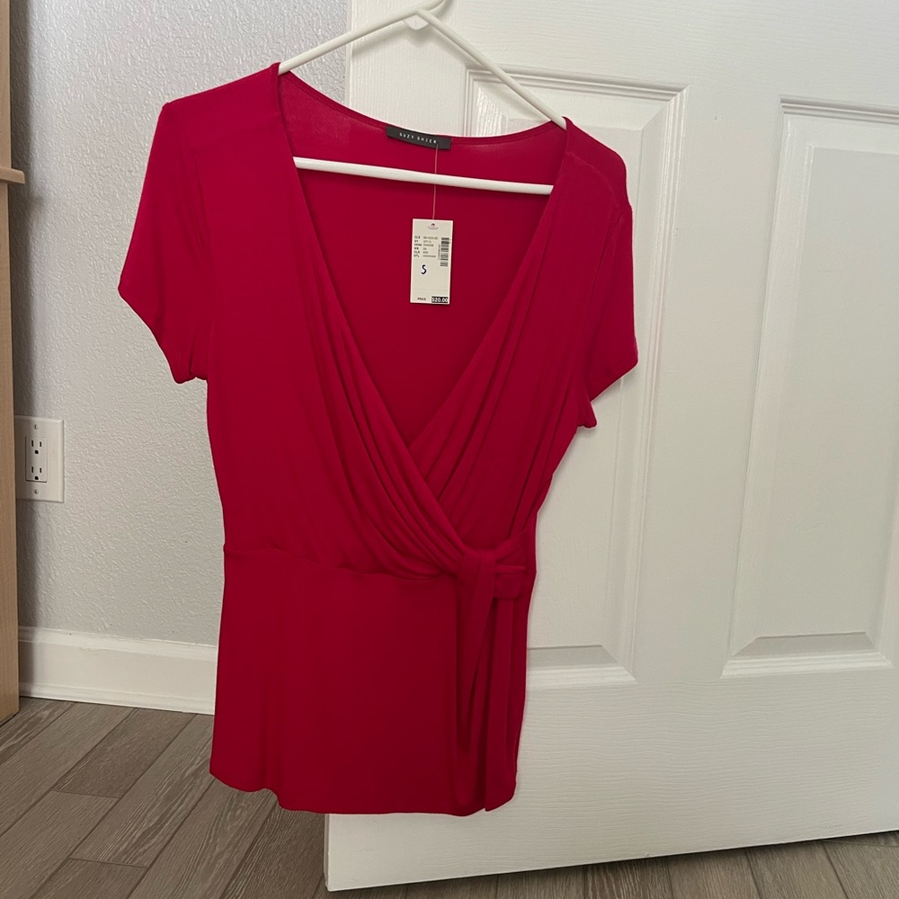 Beautiful brand new top